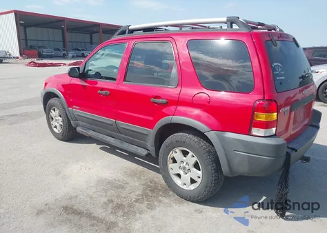 2002 Ford Escape Xlt from USA, damaged, VIN 1FMCU04122KD01182